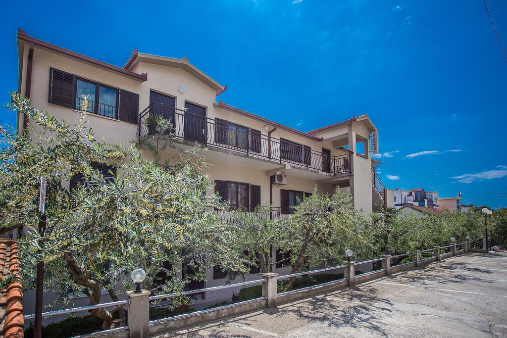 טרוגיר Apartments Villa Ivanka מראה חיצוני תמונה