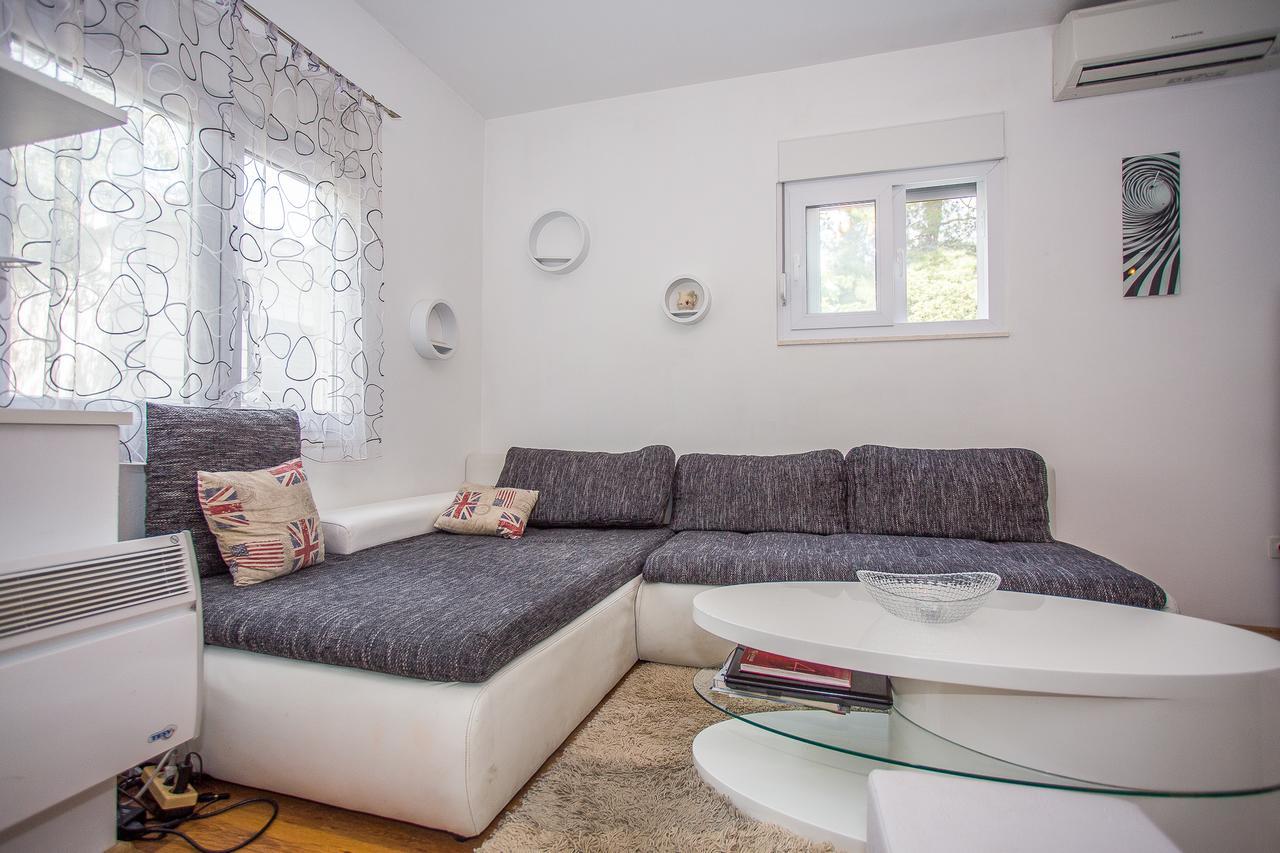 טרוגיר Apartments Villa Ivanka מראה חיצוני תמונה